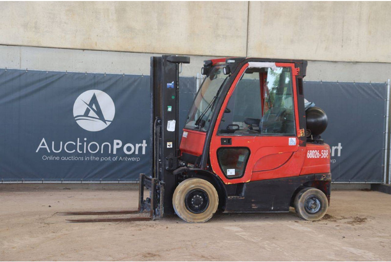 Hyster H2.5FT - Chariot élévateur à gaz: photos 1 Hyster H2.5FT - Chariot élévateur à gaz: photos 1