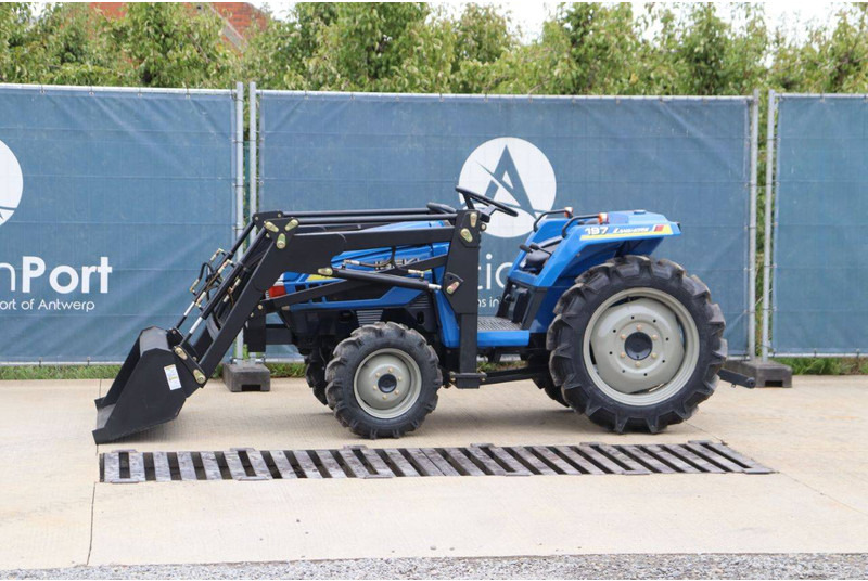 Iseki Landhope 197 - Tracteur agricole: photos 3 Iseki Landhope 197 - Tracteur agricole: photos 3