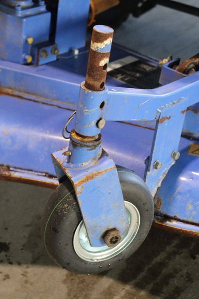 Motofaucheuse Iseki SFH220T: photos 12 Motofaucheuse Iseki SFH220T: photos 12