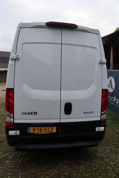 Iveco Daily 35S14 - Fourgon utilitaire: photos 5 Iveco Daily 35S14 - Fourgon utilitaire: photos 5