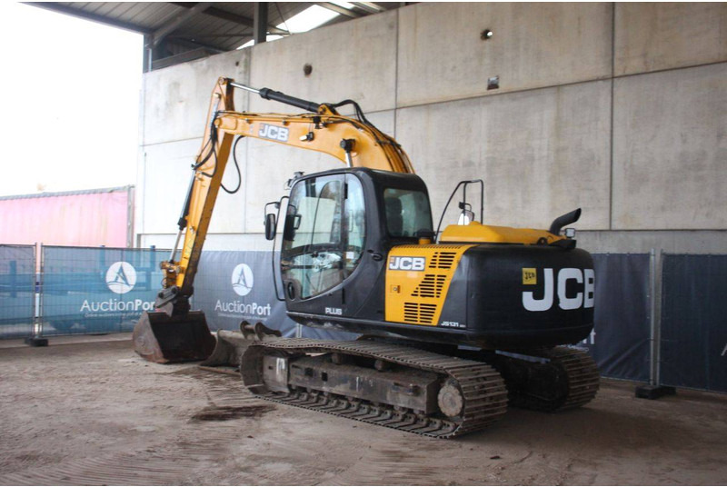 JCB JS131LC - Pelle sur chenille: photos 3 JCB JS131LC - Pelle sur chenille: photos 3