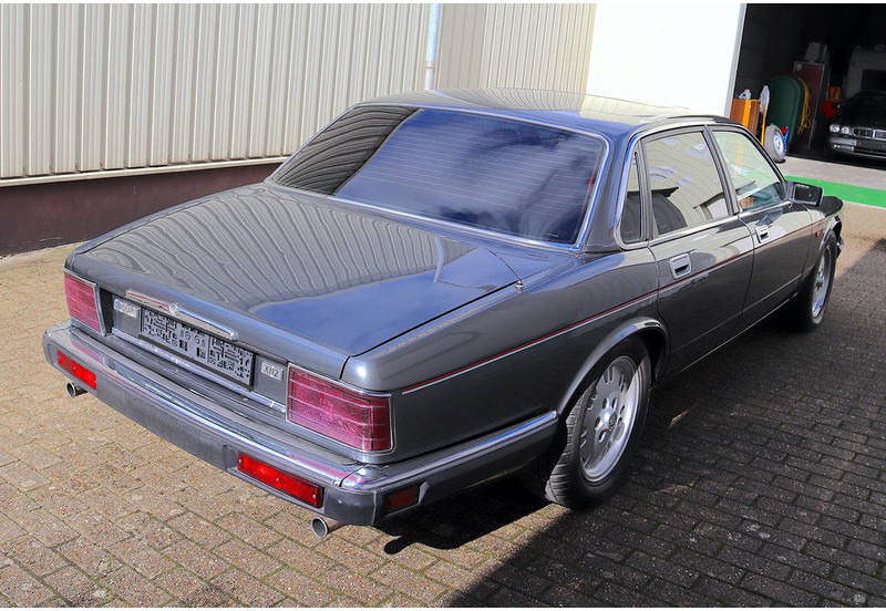 Jaguar XJ-12 - Berline: photos 4 Jaguar XJ-12 - Berline: photos 4