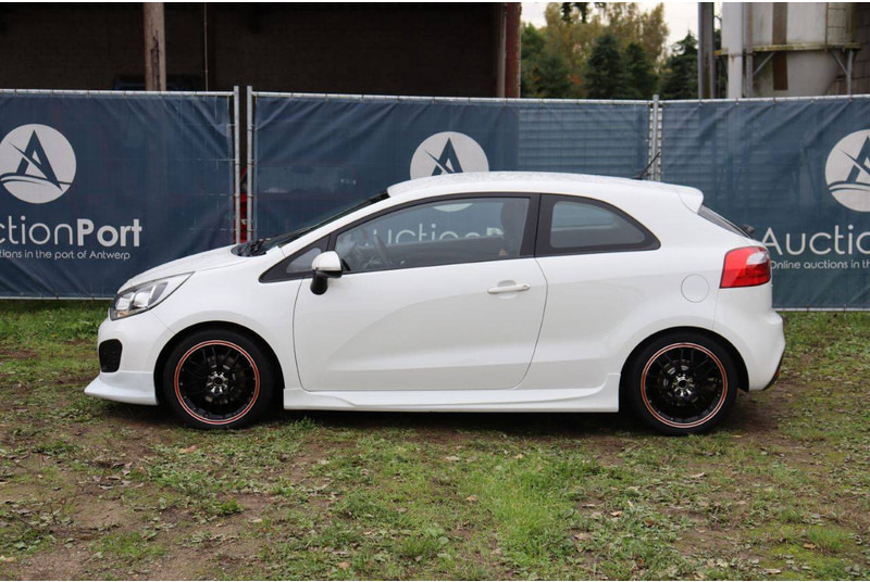 Kia Rio - Berline: photos 2 Kia Rio - Berline: photos 2