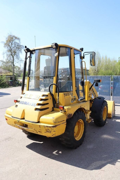 Tractopelle Komatsu WB 70 A: photos 7