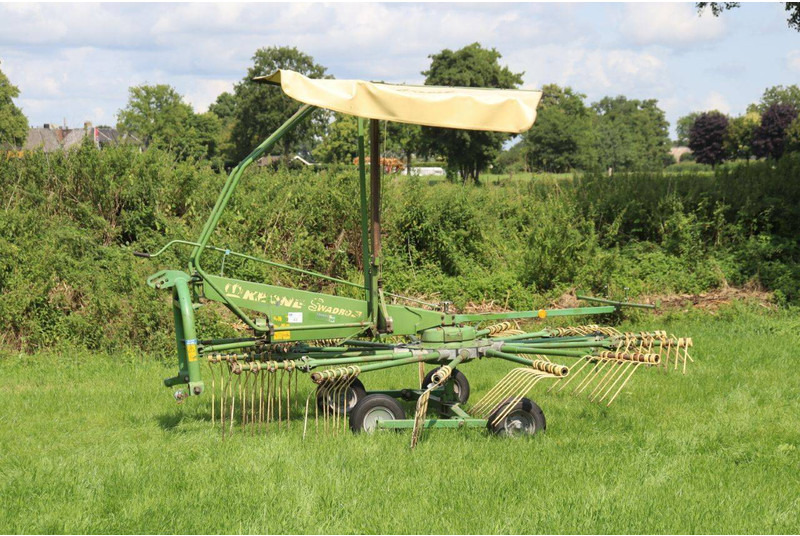 Krone Swadro 46 - Faneuse: photos 1 Krone Swadro 46 - Faneuse: photos 1