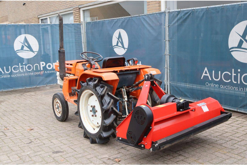 Kubota B1600 - Tracteur agricole: photos 4 Kubota B1600 - Tracteur agricole: photos 4