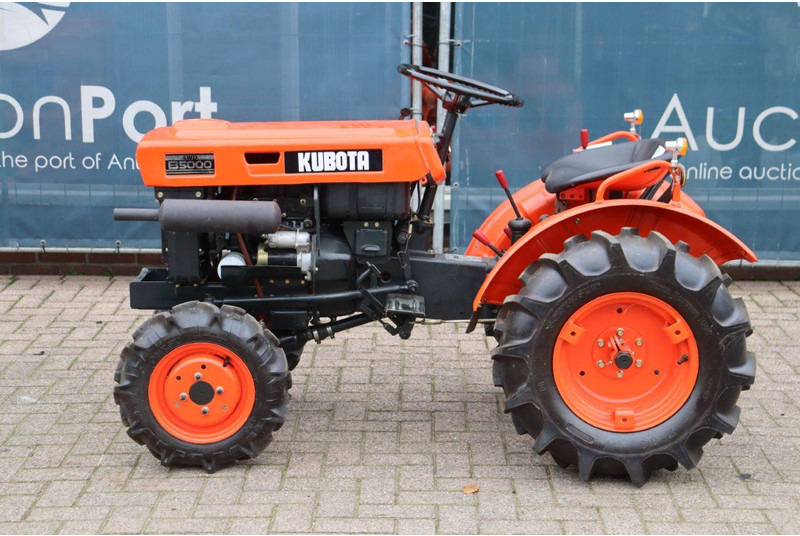 Kubota B5000 - Tracteur agricole: photos 2 Kubota B5000 - Tracteur agricole: photos 2