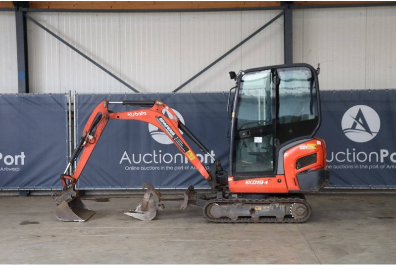 Kubota KX019-4 - Mini pelle: photos 2 Kubota KX019-4 - Mini pelle: photos 2