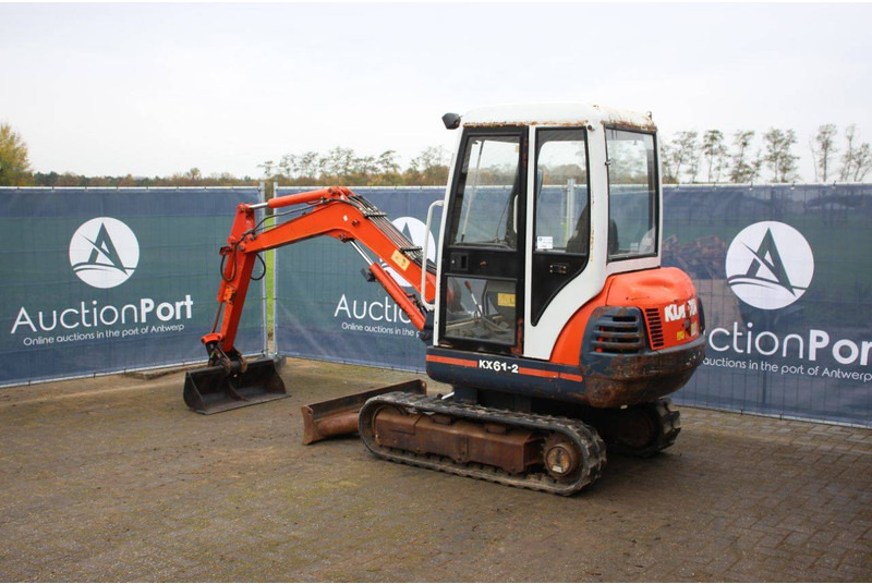 Kubota KX61-2 - Pelle sur chenille: photos 3 Kubota KX61-2 - Pelle sur chenille: photos 3