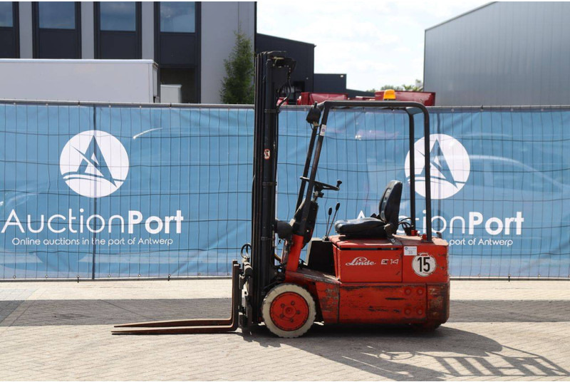 Linde E14 - Chariot élévateur électrique: photos 1 Linde E14 - Chariot élévateur électrique: photos 1