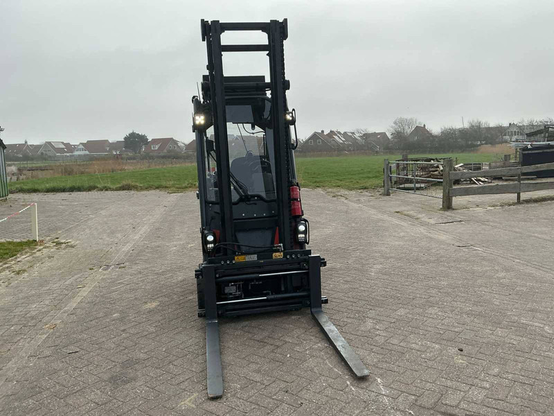 Linde E20PH-02 - Chariot élévateur électrique: photos 3 Linde E20PH-02 - Chariot élévateur électrique: photos 3