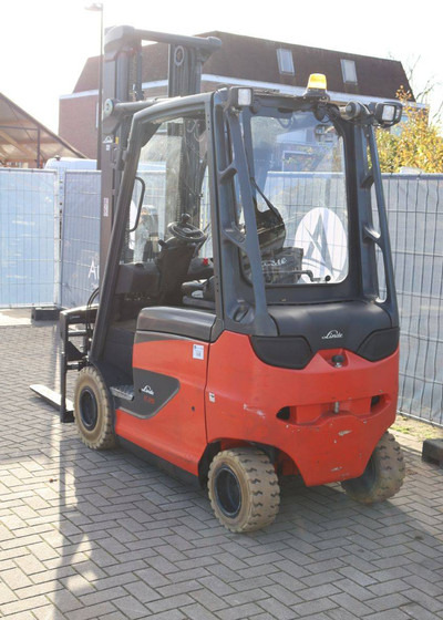 Linde E25H-01/600 - Chariot élévateur électrique: photos 4 Linde E25H-01/600 - Chariot élévateur électrique: photos 4