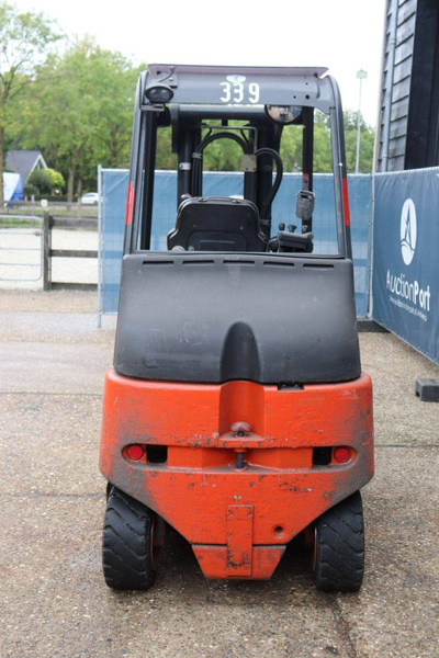 Linde E30 - Chariot élévateur électrique: photos 5 Linde E30 - Chariot élévateur électrique: photos 5