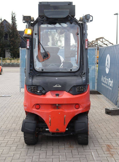 Linde E40HL-01/600 - Chariot élévateur électrique: photos 5 Linde E40HL-01/600 - Chariot élévateur électrique: photos 5