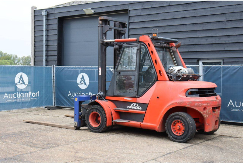 Linde H 80/900 - Chariot élévateur à gaz: photos 3 Linde H 80/900 - Chariot élévateur à gaz: photos 3