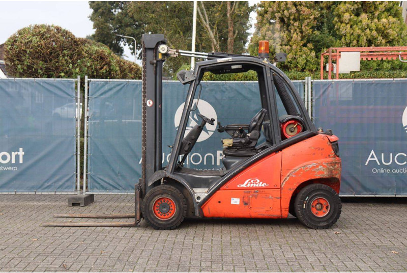Linde H25T - Chariot élévateur à gaz: photos 2 Linde H25T - Chariot élévateur à gaz: photos 2