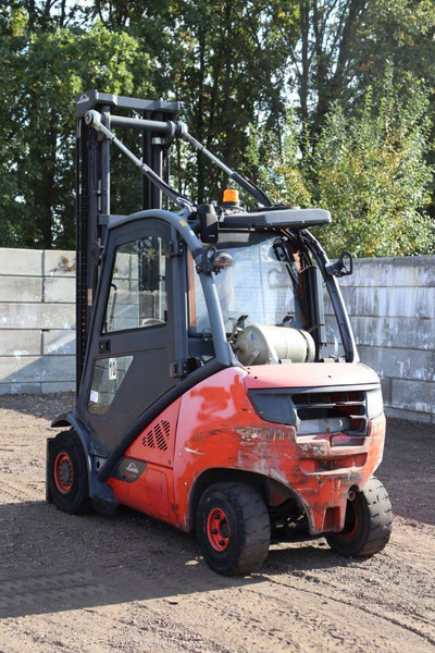 Linde H30CNG - Chariot élévateur à gaz: photos 4 Linde H30CNG - Chariot élévateur à gaz: photos 4