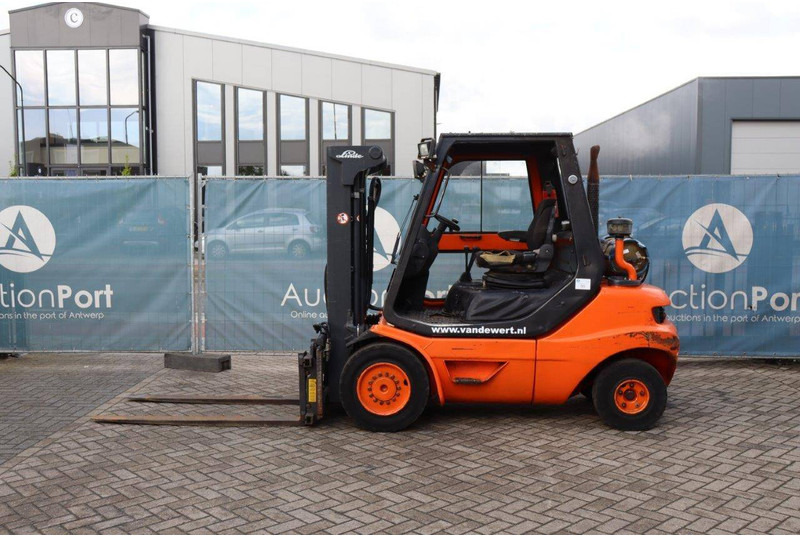 Linde H30T-03 - Chariot élévateur à gaz: photos 2 Linde H30T-03 - Chariot élévateur à gaz: photos 2