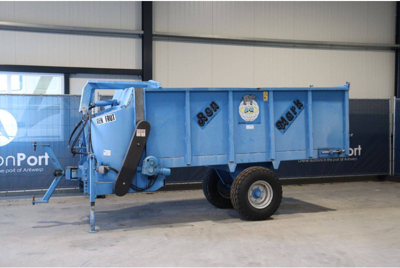 MARK R301 - Epandeur à fumier: photos 1 MARK R301 - Epandeur à fumier: photos 1