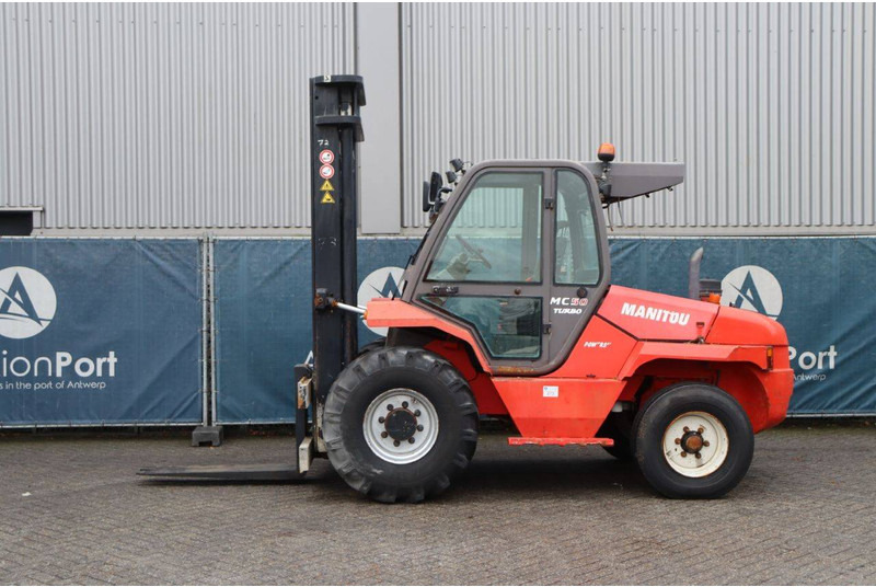 Manitou MC50T - Chariot tout terrain: photos 2 Manitou MC50T - Chariot tout terrain: photos 2