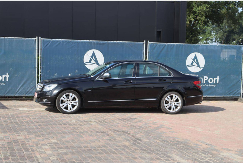 Mercedes-Benz C-Klasse 220 CDI - Berline: photos 1 Mercedes-Benz C-Klasse 220 CDI - Berline: photos 1