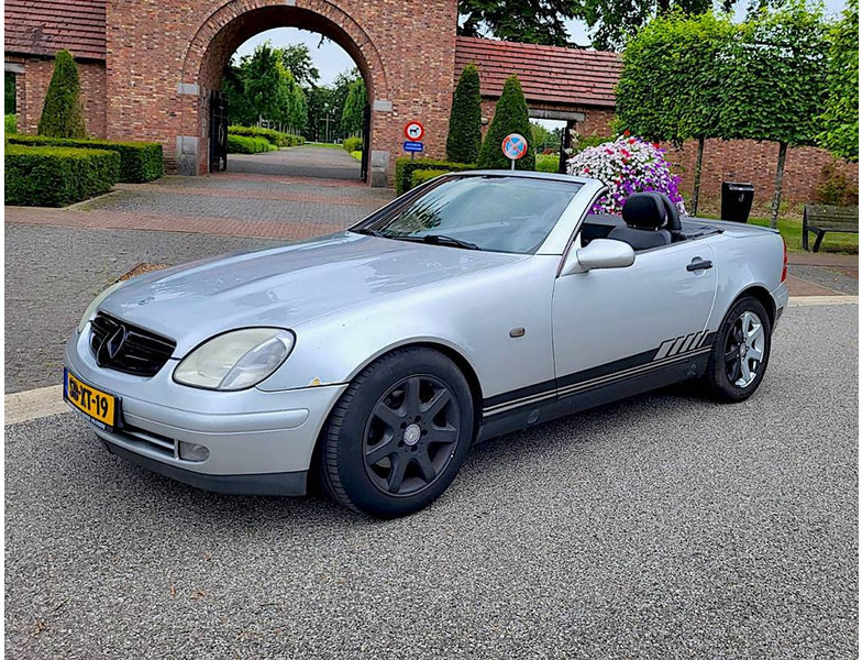 Mercedes-Benz SLK SLK200 Automatic - Voiture: photos 1 Mercedes-Benz SLK SLK200 Automatic - Voiture: photos 1