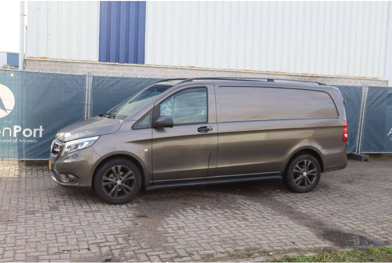 Mercedes-Benz Vito - Fourgon utilitaire: photos 1 Mercedes-Benz Vito - Fourgon utilitaire: photos 1