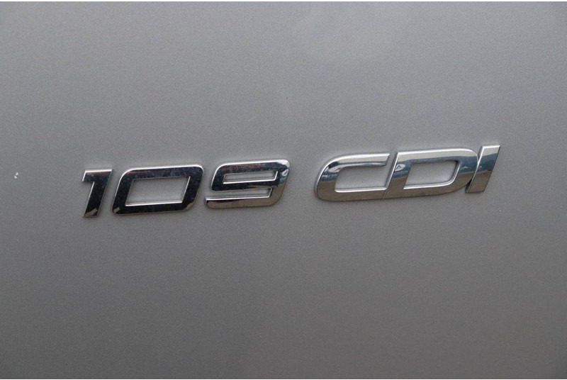 Fourgon utilitaire Mercedes-Benz Vito: photos 18 Fourgon utilitaire Mercedes-Benz Vito: photos 18