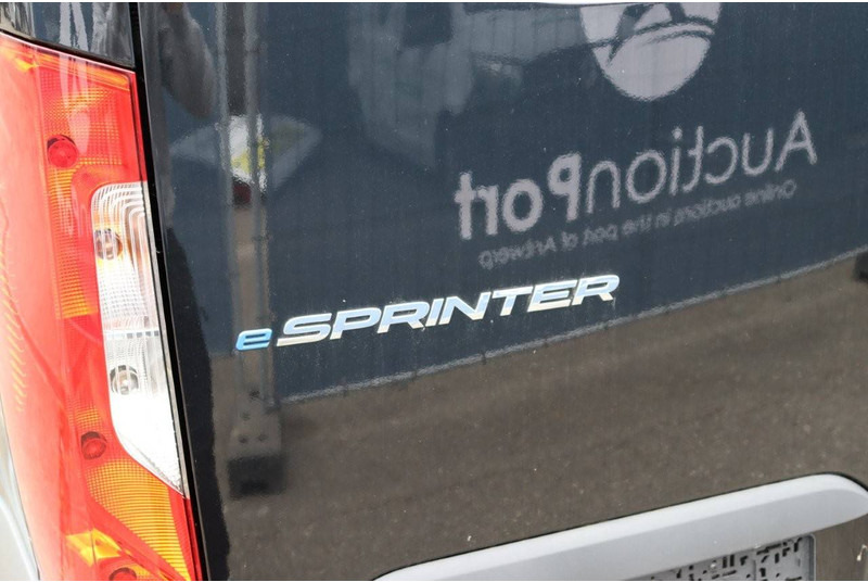 Fourgon utilitaire, Utilitaire électrique Mercedes-Benz eSprinter KA L2H2: photos 18