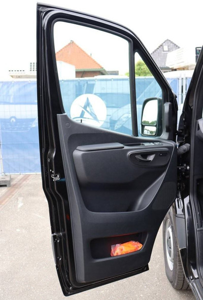 Fourgon utilitaire, Utilitaire électrique Mercedes-Benz eSprinter KA L2H2: photos 20