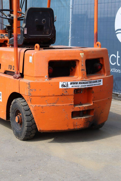 Chariot élévateur diesel Mitsubishi FD25: photos 17