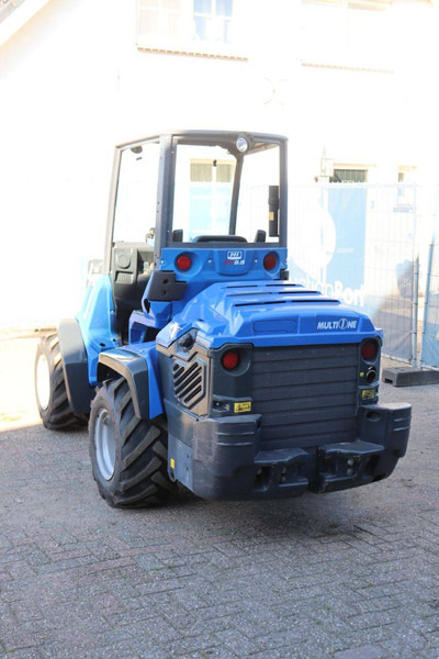 MultiOne 9.5 - Chargeuse sur pneus: photos 4 MultiOne 9.5 - Chargeuse sur pneus: photos 4