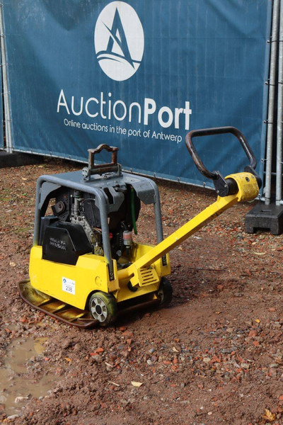 Neuson DPU3760 - Plaque vibrante: photos 3 Neuson DPU3760 - Plaque vibrante: photos 3