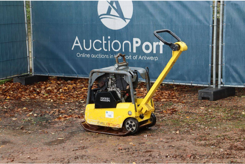 Neuson DPU3760 - Plaque vibrante: photos 3 Neuson DPU3760 - Plaque vibrante: photos 3