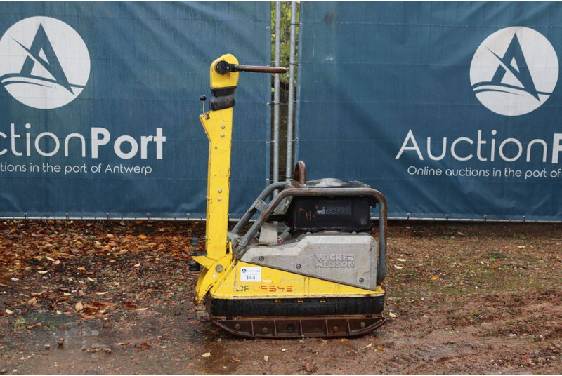 Neuson DPU5545 - Plaque vibrante: photos 1 Neuson DPU5545 - Plaque vibrante: photos 1