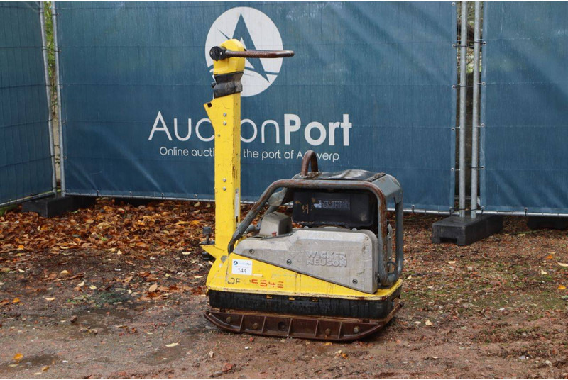 Neuson DPU5545 - Plaque vibrante: photos 2 Neuson DPU5545 - Plaque vibrante: photos 2