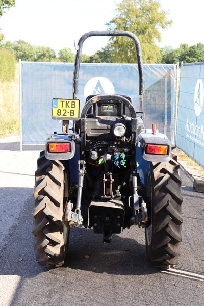 New Holland BOOMER 35 - Tracteur agricole: photos 5 New Holland BOOMER 35 - Tracteur agricole: photos 5
