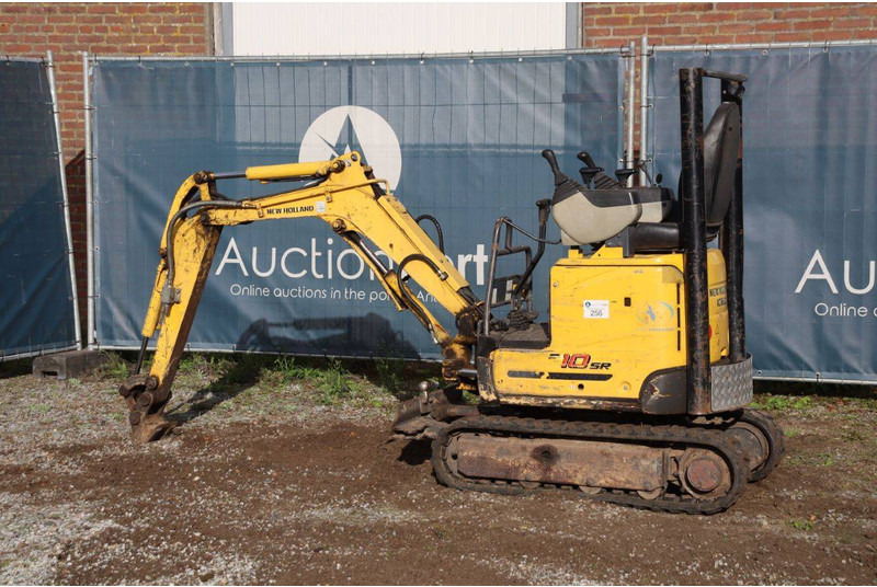 New Holland E10SR - Mini pelle: photos 3 New Holland E10SR - Mini pelle: photos 3