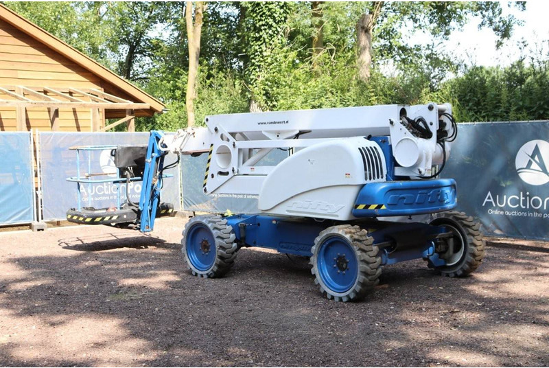 Niftylift HR21D 4x4 - Nacelle articulée: photos 3 Niftylift HR21D 4x4 - Nacelle articulée: photos 3