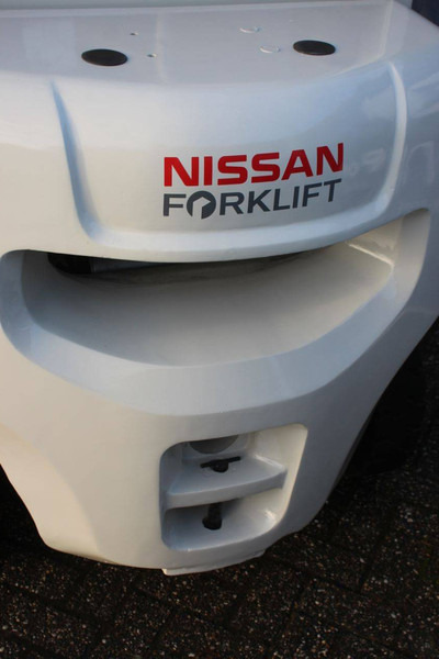 Chariot élévateur diesel Nissan Y1D2A25Q: photos 17 Chariot élévateur diesel Nissan Y1D2A25Q: photos 17