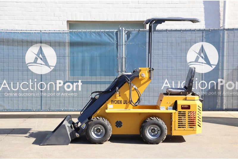 Nycheki WL-10 - Chargeuse sur pneus: photos 2 Nycheki WL-10 - Chargeuse sur pneus: photos 2