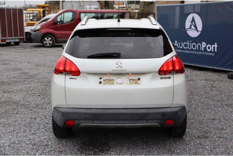 Peugeot 2008 - Berline: photos 5 Peugeot 2008 - Berline: photos 5