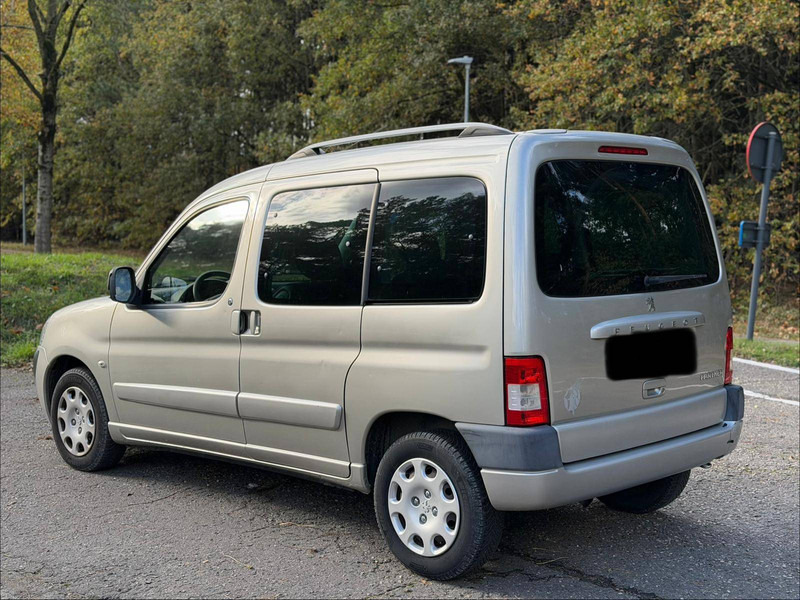 Peugeot Partner 1.6 HDI - Berline: photos 4 Peugeot Partner 1.6 HDI - Berline: photos 4