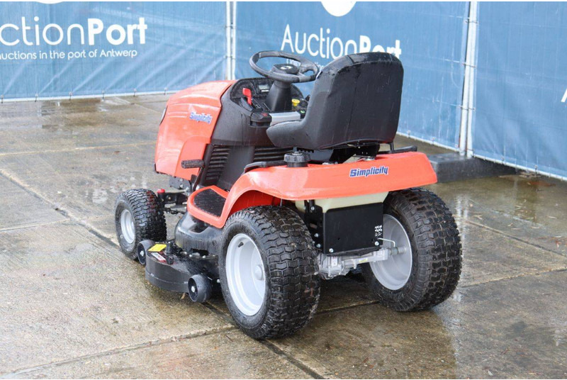 Simplicity SLT275 - Motofaucheuse: photos 4 Simplicity SLT275 - Motofaucheuse: photos 4