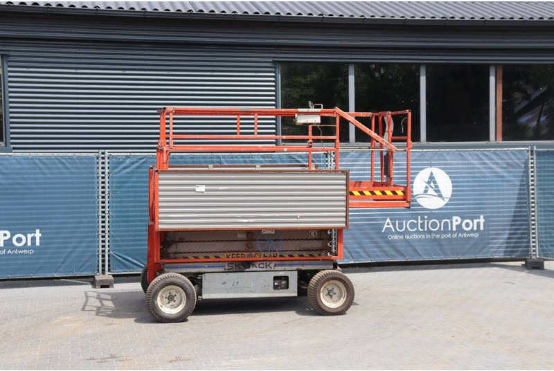 Skyjack SJ III - 6832 - Nacelle ciseaux: photos 1 Skyjack SJ III - 6832 - Nacelle ciseaux: photos 1