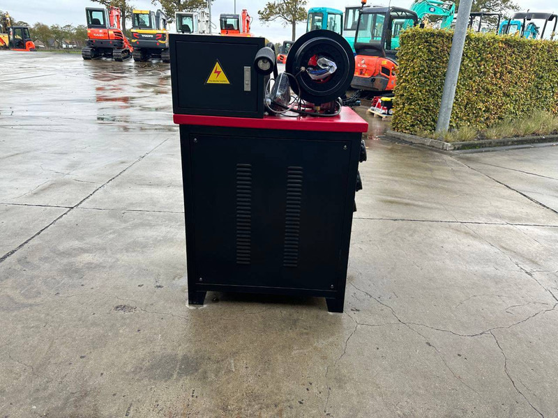 Stahlwerk SW-51 - Accumulateur: photos 4 Stahlwerk SW-51 - Accumulateur: photos 4