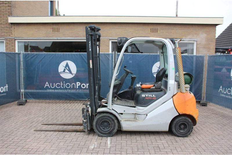 Still RX 70-25 - Chariot élévateur à gaz: photos 2 Still RX 70-25 - Chariot élévateur à gaz: photos 2