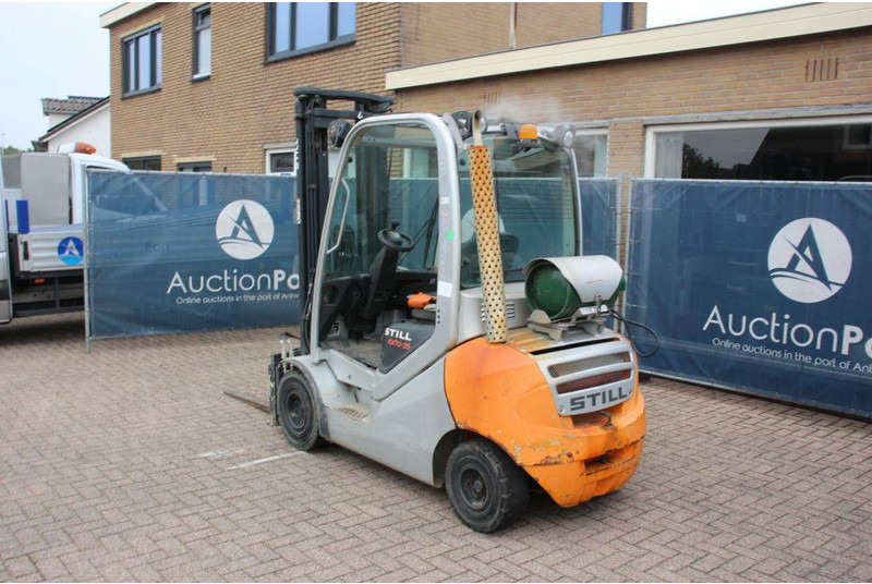 Still RX 70-25 - Chariot élévateur à gaz: photos 3 Still RX 70-25 - Chariot élévateur à gaz: photos 3