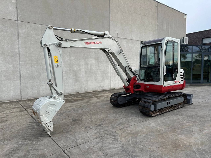 Takeuchi TB150C - Pelle sur chenille: photos 1 Takeuchi TB150C - Pelle sur chenille: photos 1