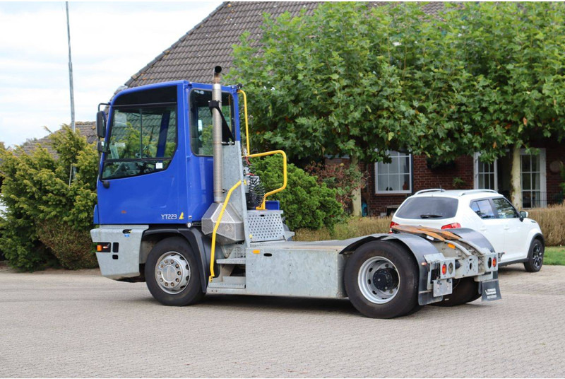 Terberg YT223 - Tracteur portuaire: photos 3 Terberg YT223 - Tracteur portuaire: photos 3